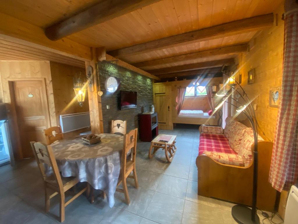 Chalet d' Annelise 50 boulevard d'alsace, 88400 Gérardmer