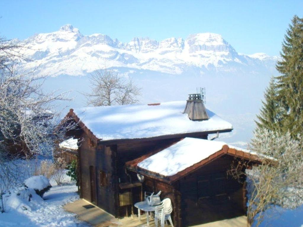 Chalet Chalet de 2 chambres avec terrasse amenagee et wifi a Saint Gervais les Bains a 3 km des pistes 80 Chemin de la Combe 74170 Saint-Gervais-les-Bains