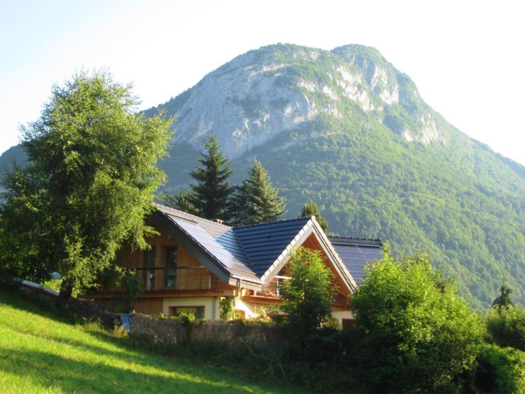 Chalet Chalet de 2 chambres avec vue sur le lac jardin amenage et wifi a La Thuile Savoie, Auvergne-Rhône-Alpes 73190 La Thuile