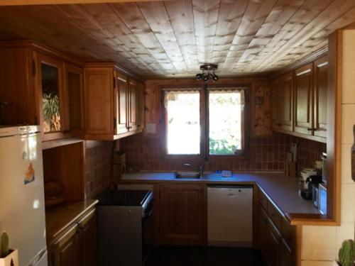Chalet de 4 chambres a Allos a 185 m des pistes avec terrasse amenagee et wifi