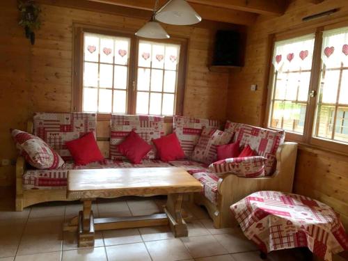 Chalet de 4 chambres avec jardin amenage a Lalaye
