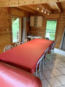 Chalet de 4 chambres avec jardin amenage et wifi a Basse sur le Rupt