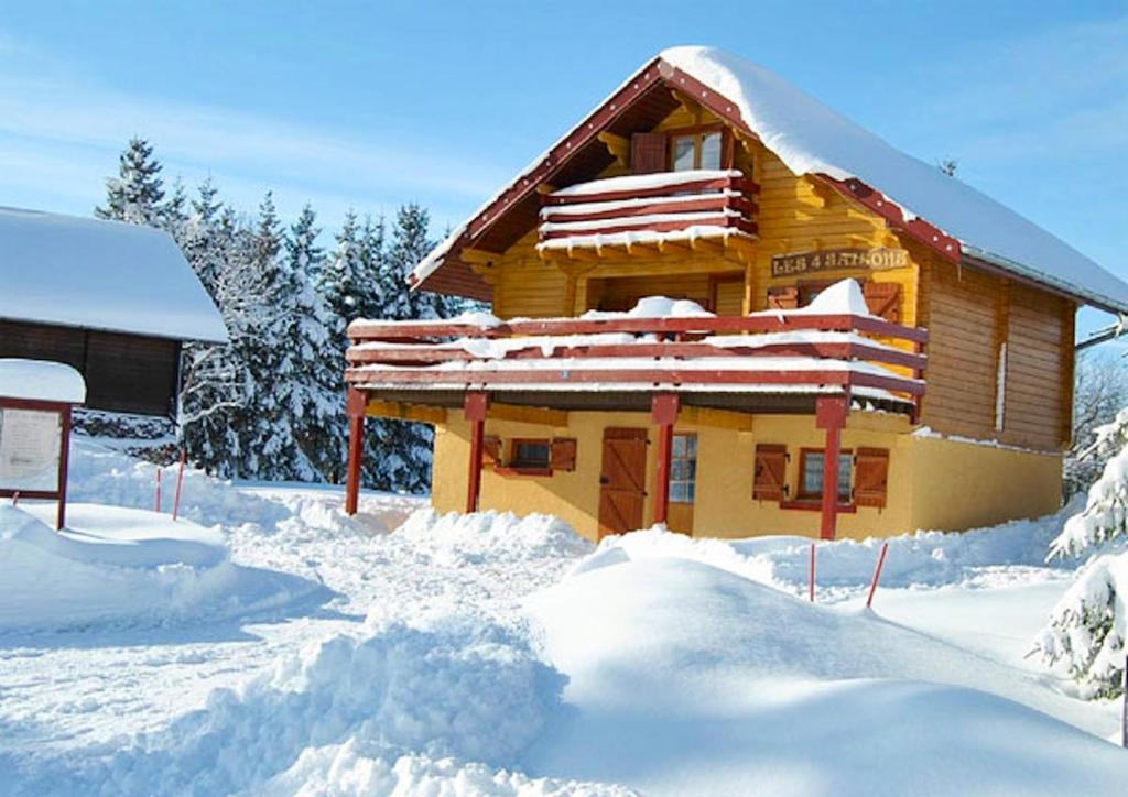 Chalet Chalet de 6 chambres avec jardin a Cerniebauda 3  rue de cernois Jura, Bourgogne-Franche-Comté 39250 Cerniébaud