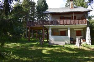 Chalet Chalet de l'Esquirol 11 Avenue des Lupins 66210 Bolquère-Pyrénées 2000 Languedoc-Roussillon