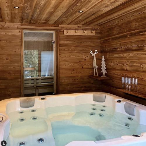 Chalet de l'Ours : 4 étoiles-spa-proche des pistes