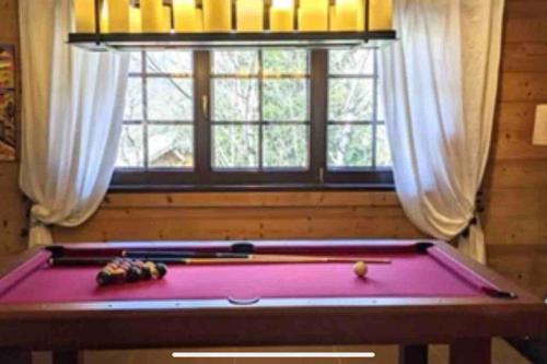 Chalet de luxe avec jacuzzi Hammam et billard