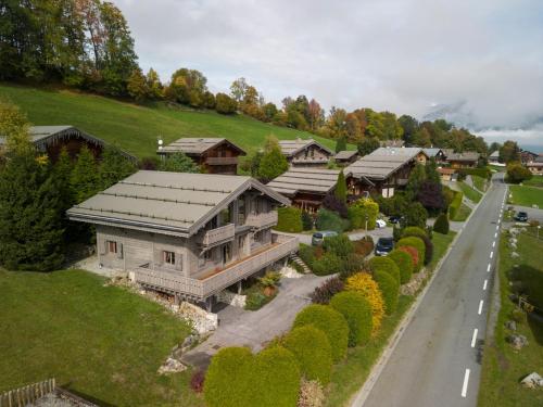 Chalet Demi-Quartier, 7 pièces, 14 personnes - FR-1-560-36