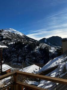 Chalet Chalet des Grangettes à 200m des pistes - Huez 4 Impasse des Grangettes 38750 Huez Rhône-Alpes