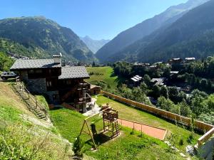 Chalet des Trappeurs Coeur Vanoise 16 persons