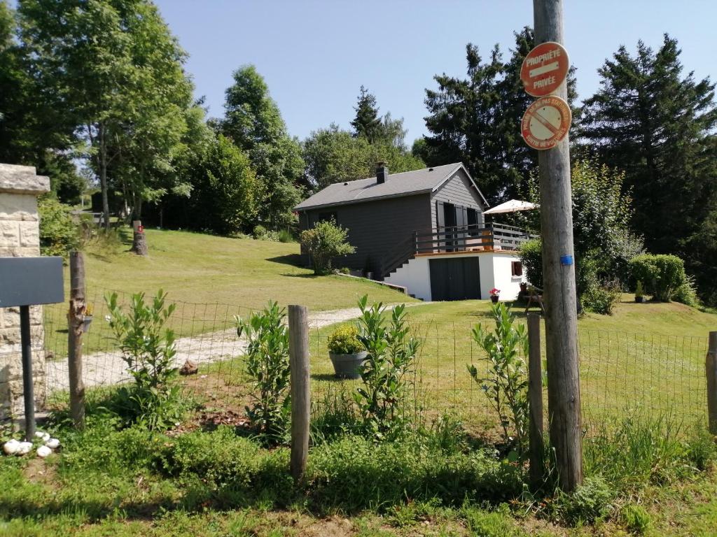 Chalet Dionysos Chemin de la Fumade, 63150 Murat-le-Quaire