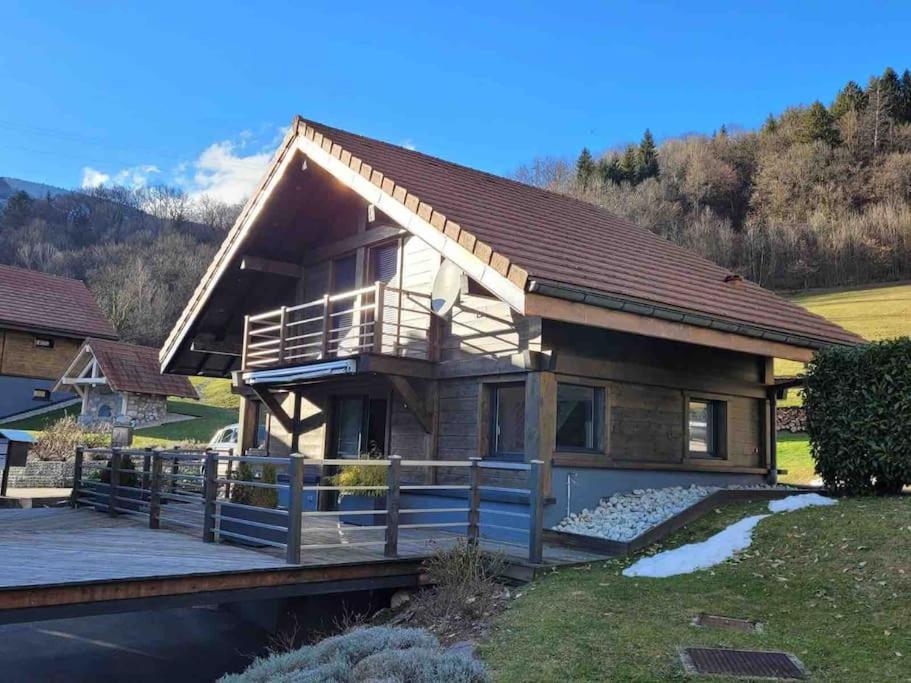 Chalet CHALET DUPLEX CHARMANT ENTRE LAC ET MONTAGNES 495 Chemin de Chez Brachet 74230 Dingy-Saint-Clair