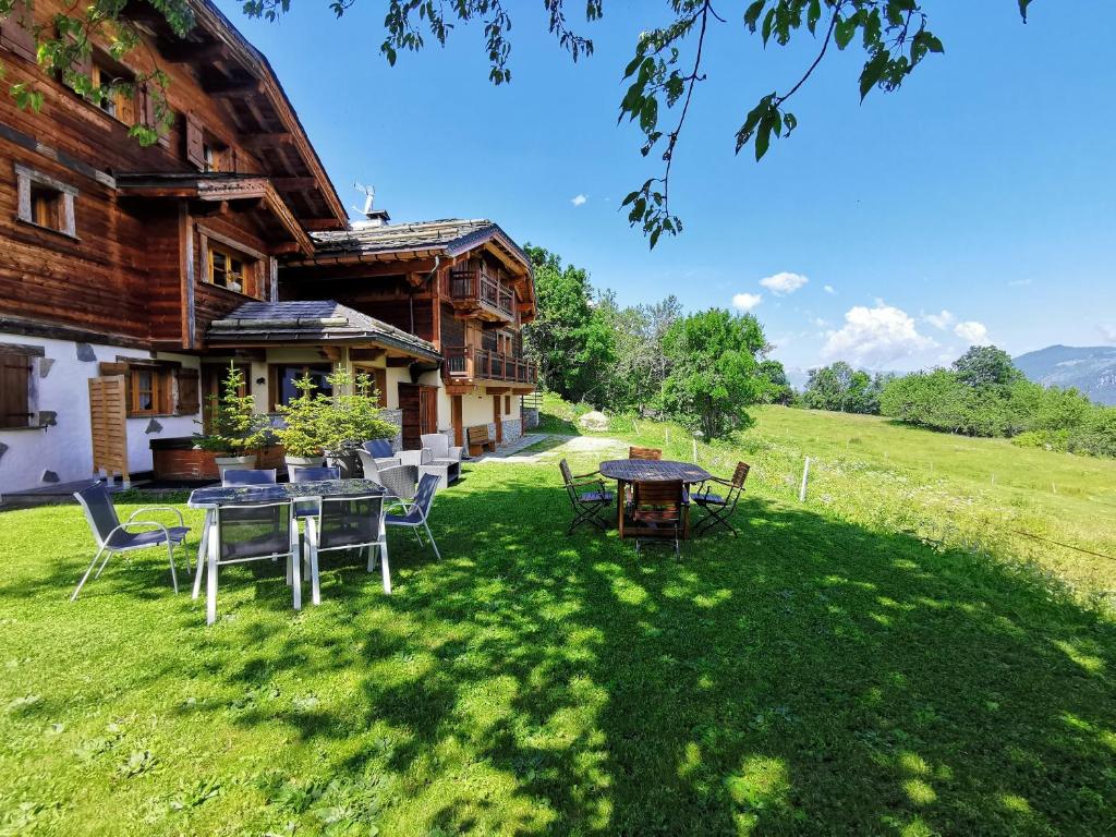 Chalet Chalet Emilie 44, Rue des Tremplins Olympiques 73120 Courchevel