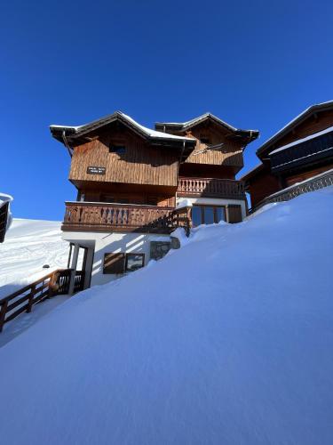 Chalet famillial sur les pistes / Dergi - La Plagne
