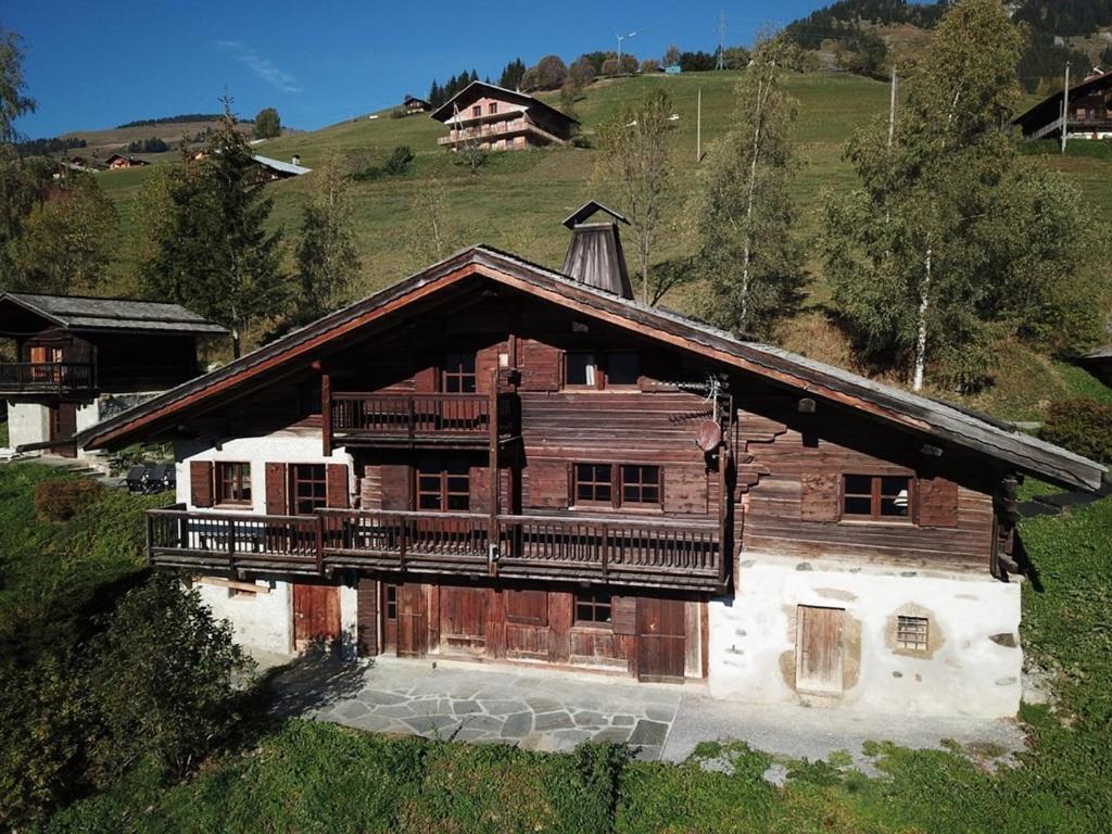 Chalet Chalet Hauteluce, 9 pièces, 14 personnes - FR-1-342-290 962 route des COMBES 73620 Hauteluce