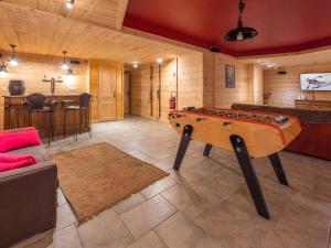 Chalet Huez, 9 pièces, 15 personnes - FR-1-645-25