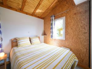 Chalet in Signy le Petit with Shared Swimming Pool