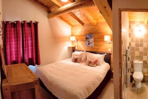 Chalet in Tignes with hot tub
