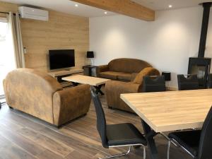 Chalet Jersey