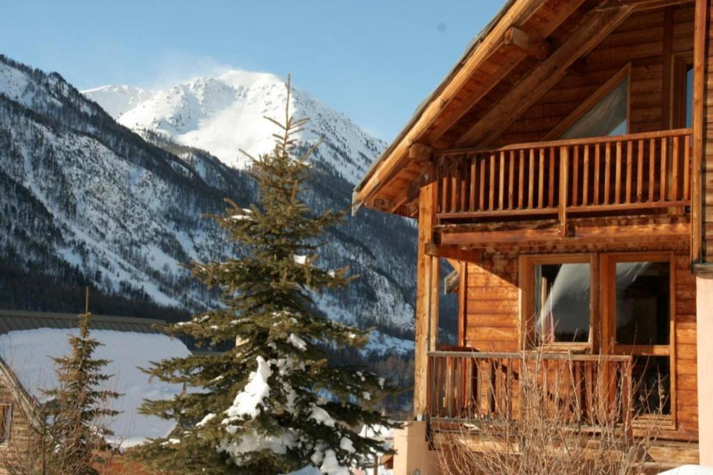 Chalet L'Eitièro hameau des Chazals Nevache Hautes Alpes les chazals chalet etiero, 05100 Névache