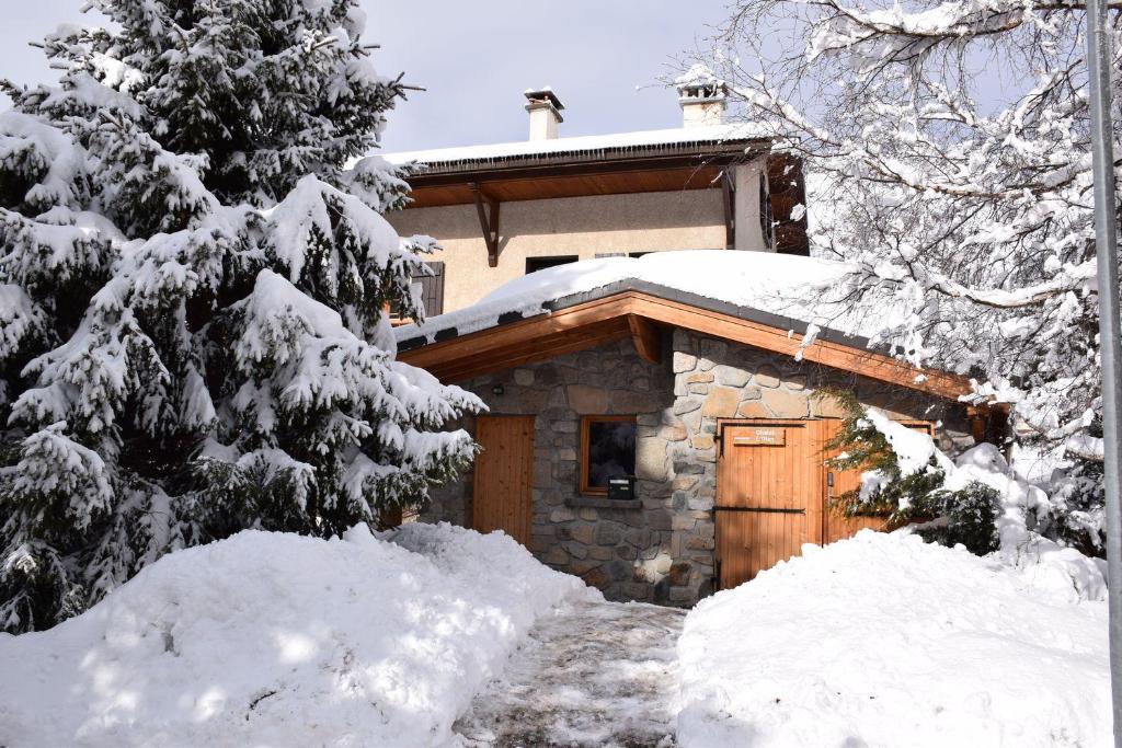 Chalet Chalet L'Olan 15 pers. 6 rms + terrain 2 Rue du Fartail 38860 Les Deux Alpes