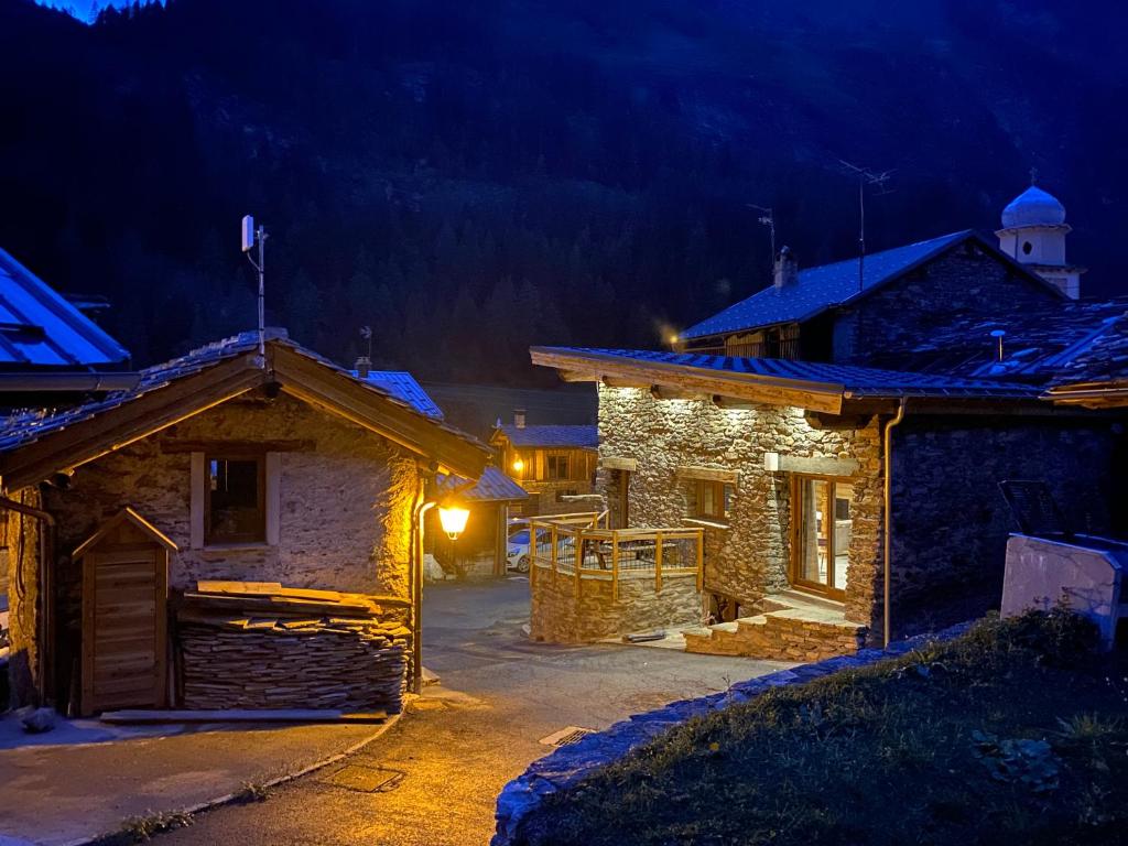 Chalet chalet la grange Montée des Boissières 73320 Tignes