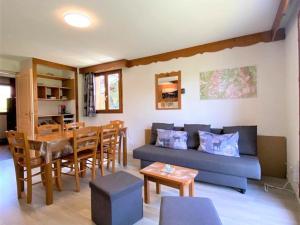 Chalet La Joue du Loup, 3 pièces, 8 personnes - FR-1-504-26