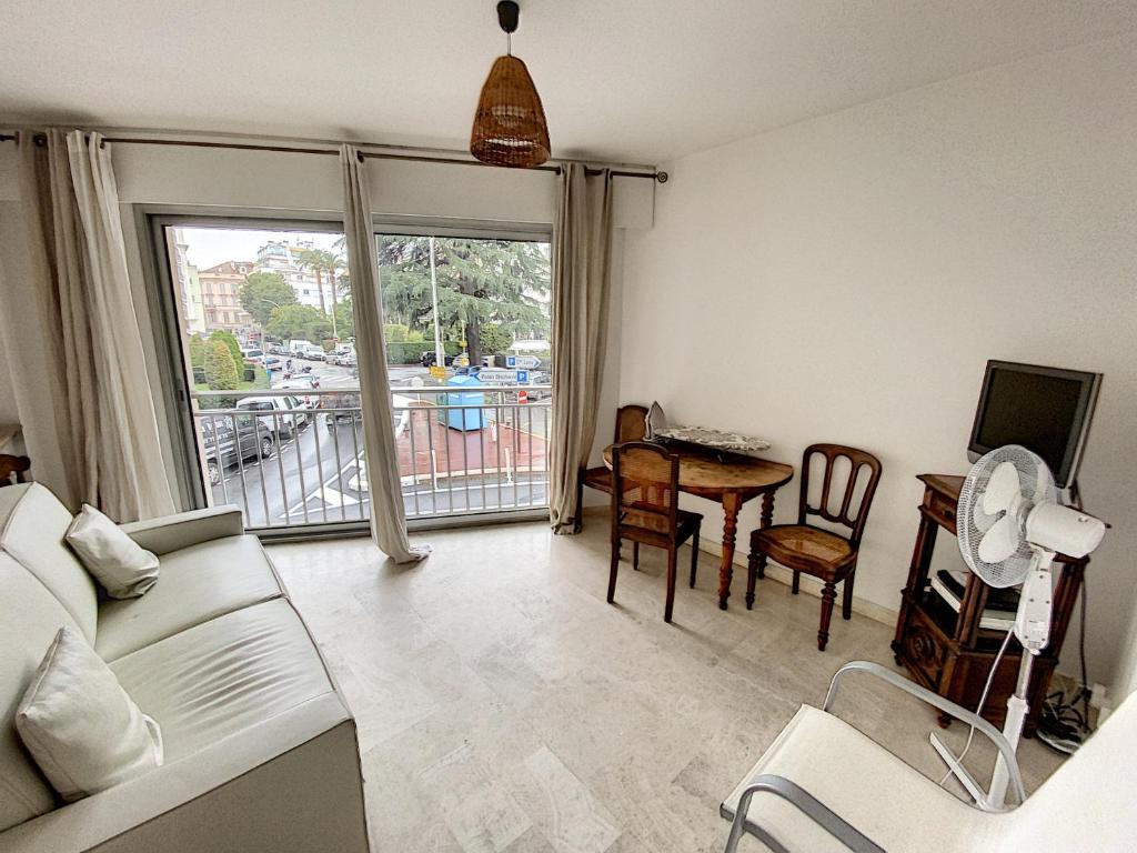 Chalet La Joue du Loup, 3 pièces, 8 personnes - FR-1-504-5