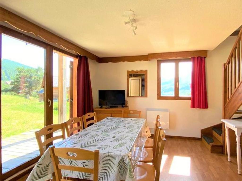 Chalet Chalet La Joue du Loup, 3 pièces, 8 personnes - FR-1-504-619 LA JOUE DU LOUP 05250 Le Dévoluy