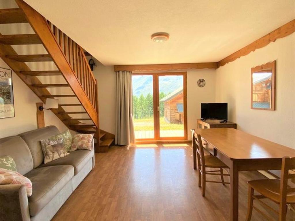 Chalet La Joue du Loup, 3 pièces, 8 personnes - FR-1-504-626 LA JOUE DU LOUP, 05250 Le Dévoluy