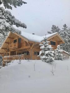 Chalet Chalet \ sarl Dophiski, 1 Allée des peupliers 05240 La Salle-Les-Alpes Provence-Alpes-Côte d\'Azur