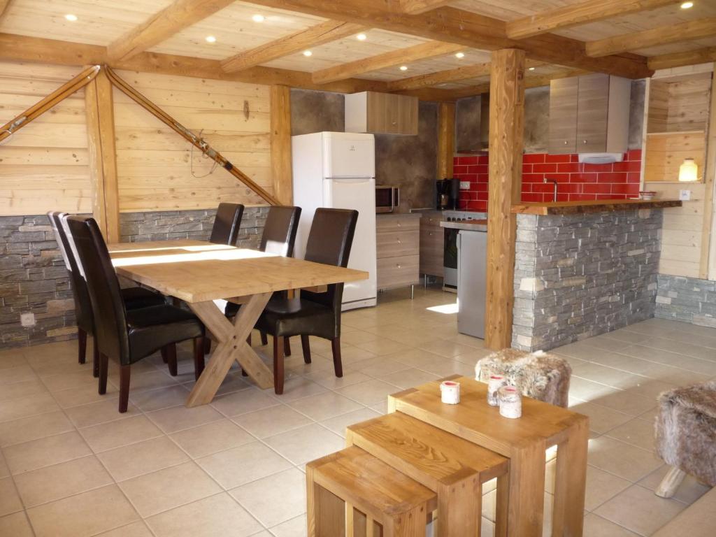 Chalet La Toussuire, 3 pièces, 8 personnes - FR-1-417-116 Rue des Chasseurs Alpins, 73300 La Toussuire