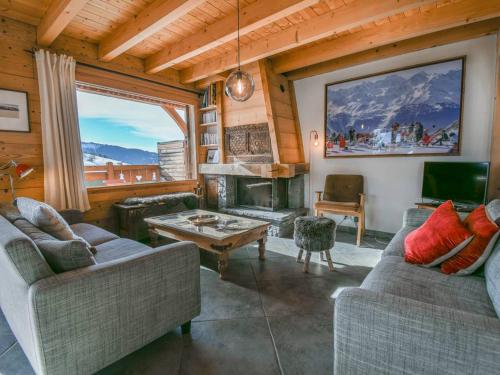 Chalet Le Grand-Bornand, 6 pièces, 12 personnes - FR-1-391-116