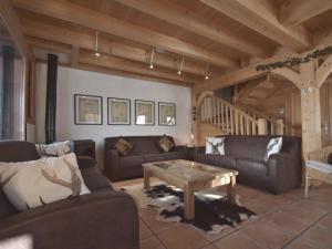 Chalet Chalet Le Grand-Bornand, 6 pièces, 15 personnes - FR-1-391-24 Chalet Zouche - 49 Chemin Du Lac - 74450 Le Grand-Bornand Rhône-Alpes