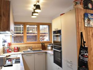 Chalet Les Allues, 5 pièces, 11 personnes - FR-1-180-585