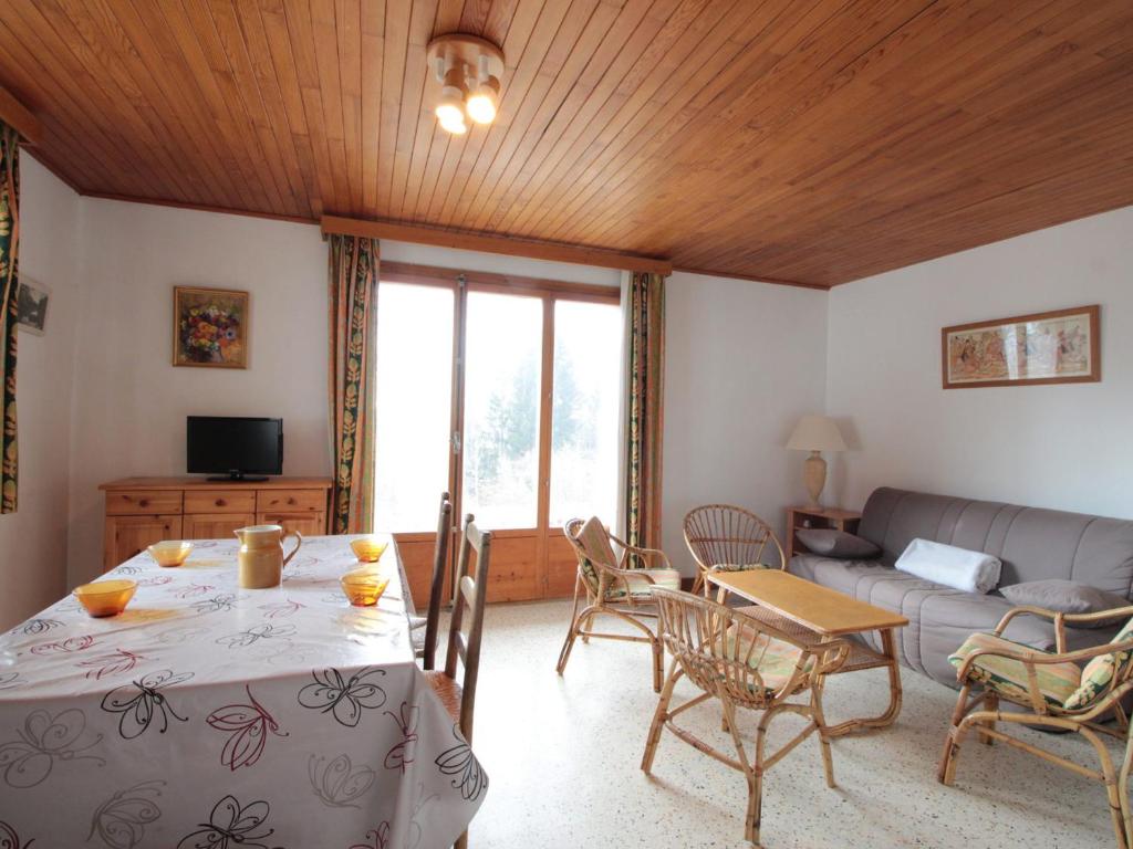 Chalet Chalet Les Carroz d'Arâches, 3 pièces, 6 personnes - FR-1-572-201 612 Route des Servages 74300 Arâches-la-Frasse