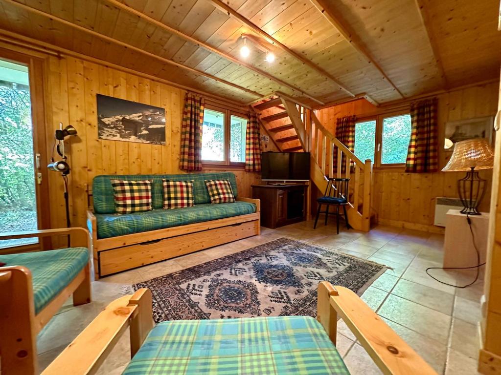 Chalet Chalet Les Carroz d'Arâches, 4 pièces, 6 personnes - FR-1-572-264 263 ROUTE DE FREVUARD 74300 Arâches-la-Frasse