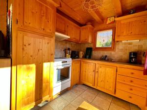 Chalet Les Carroz d'Arâches, 4 pièces, 6 personnes - FR-1-572-264