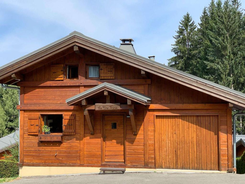 Chalet Les Carroz d'Arâches, 7 pièces, 12 personnes - FR-1-572-263 658, Route des Grangettes, 9 \, 74300 Arâches-la-Frasse