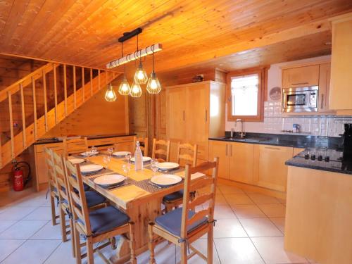 Chalet Les Gets, 4 pièces, 8 personnes - FR-1-623-310