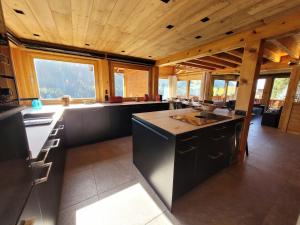 Chalet Les Gets, 6 pièces, 12 personnes - FR-1-598-116