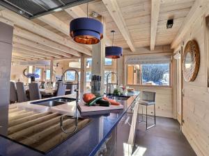 Chalet Les Gets, 7 pièces, 12 personnes - FR-1-627-6