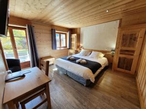 Chalet Les Gets, 8 pièces, 14 personnes - FR-1-598-115