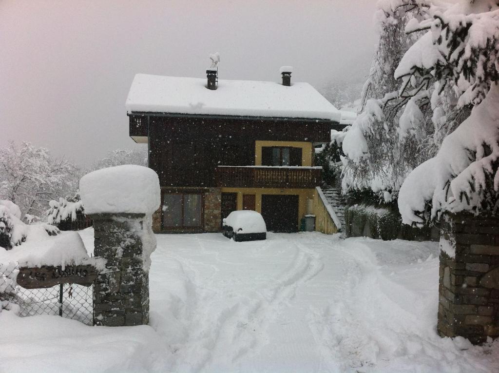 Chalet Chalet les Lurins les Lurins 307 route de Villarlurin 73600 Villarlurin