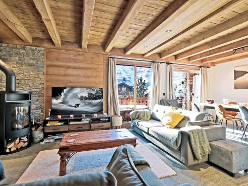 Chalet Les Menuires, 7 pièces, 10 personnes - FR-1-613B-12