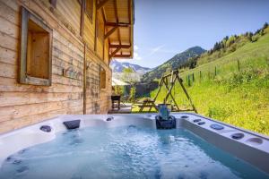 Chalet Levant Blanc - OVO Network