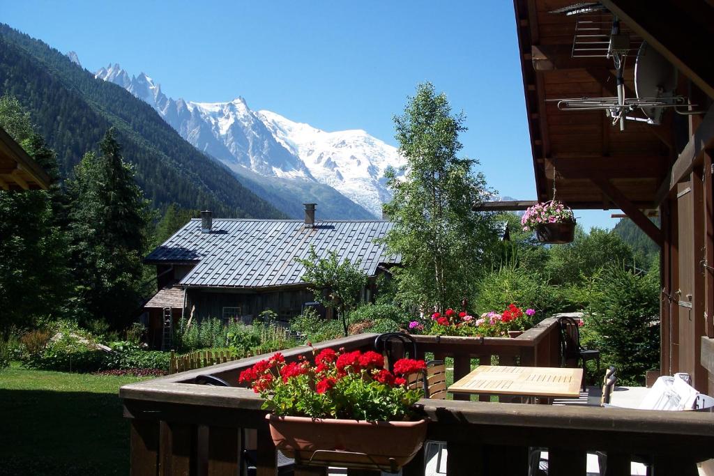 Chalet Chalet * Lioutraz * 41 Chemin de Lioutraz 74400 Chamonix-Mont-Blanc