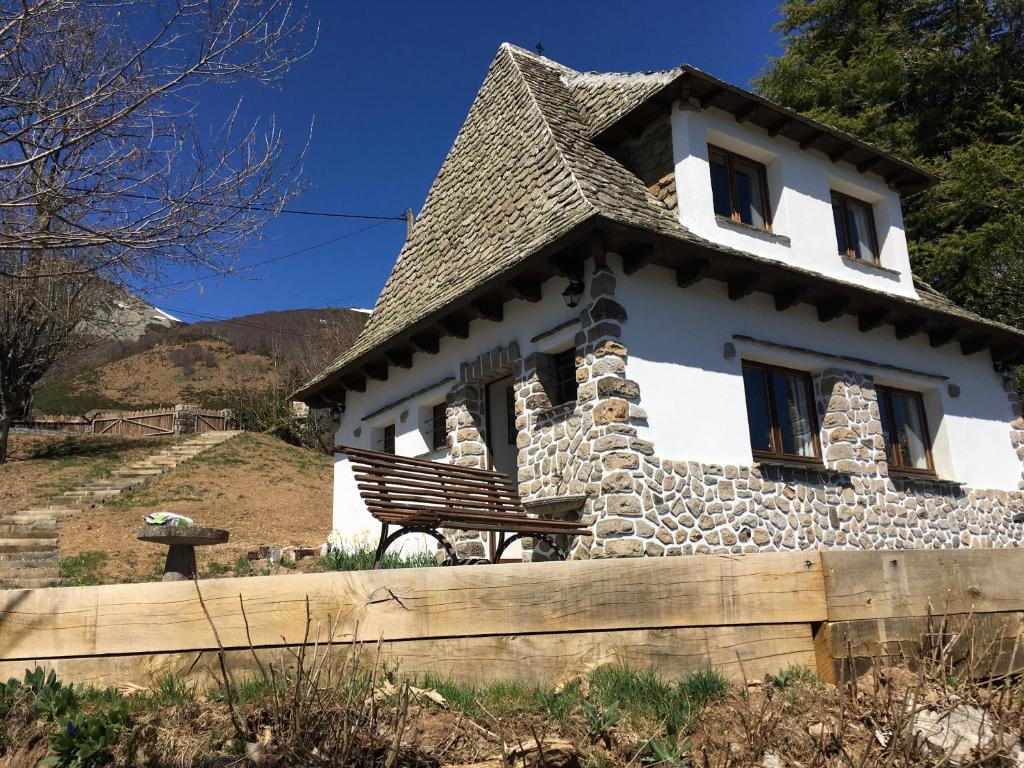 Chalet Chalet Lou Griou Les Chazes Basses 15800 Saint-Jacques-des-Blats