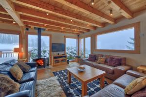 Chalet Lynx