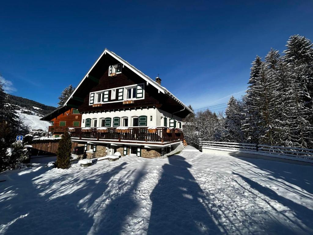 Chalet Megève, 8 pièces, 10 personnes - FR-1-569-59 157 ROUTE DES PERCHETS, 74120 Megève