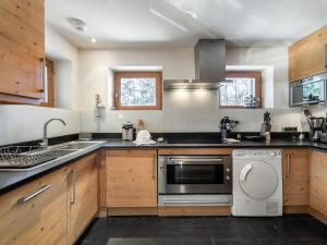Chalet Méribel, 5 pièces, 11 personnes - FR-1-565-10